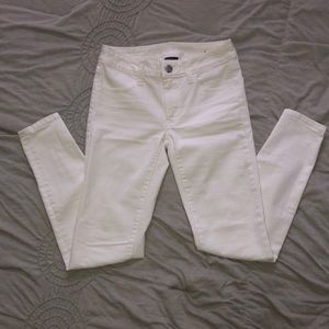 American Eagle White Jeans
